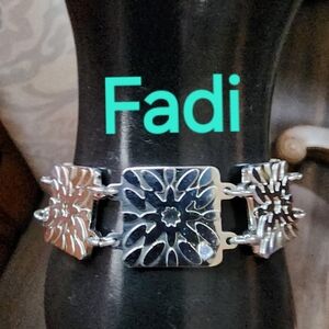 Fadi stainless steel geometric flower floral link bracelet fashion jewelry